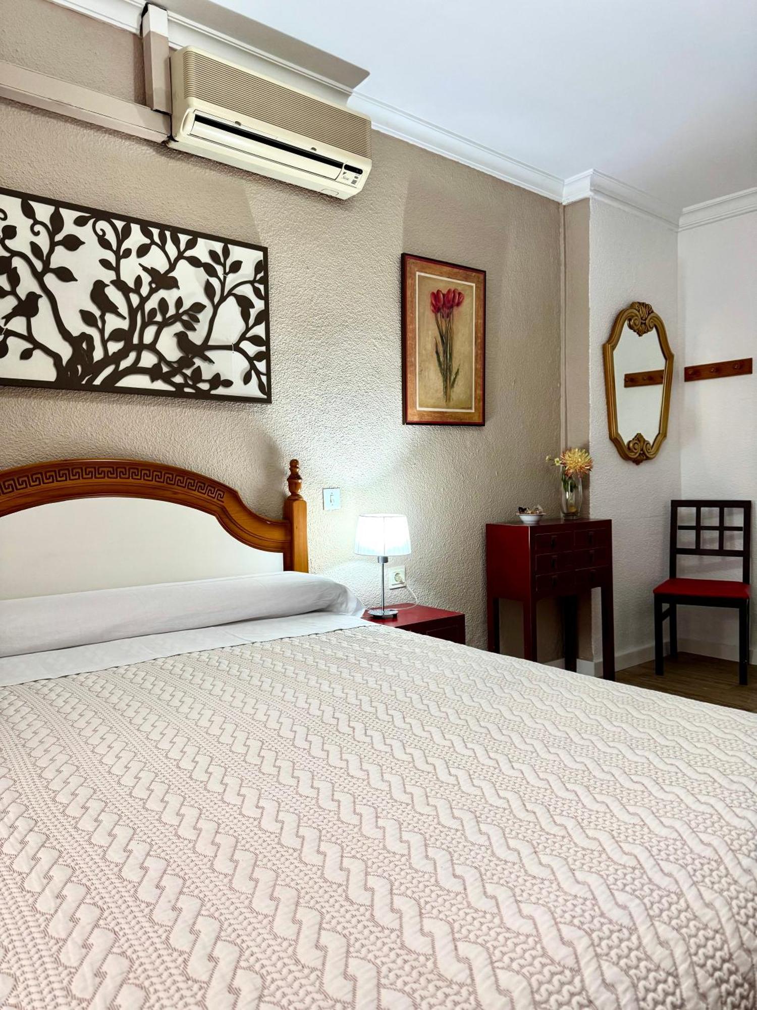 Pension Zurita Granada Exterior photo