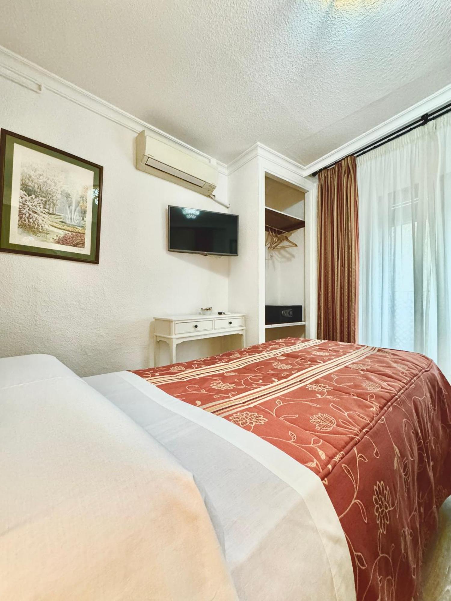Pension Zurita Granada Exterior photo