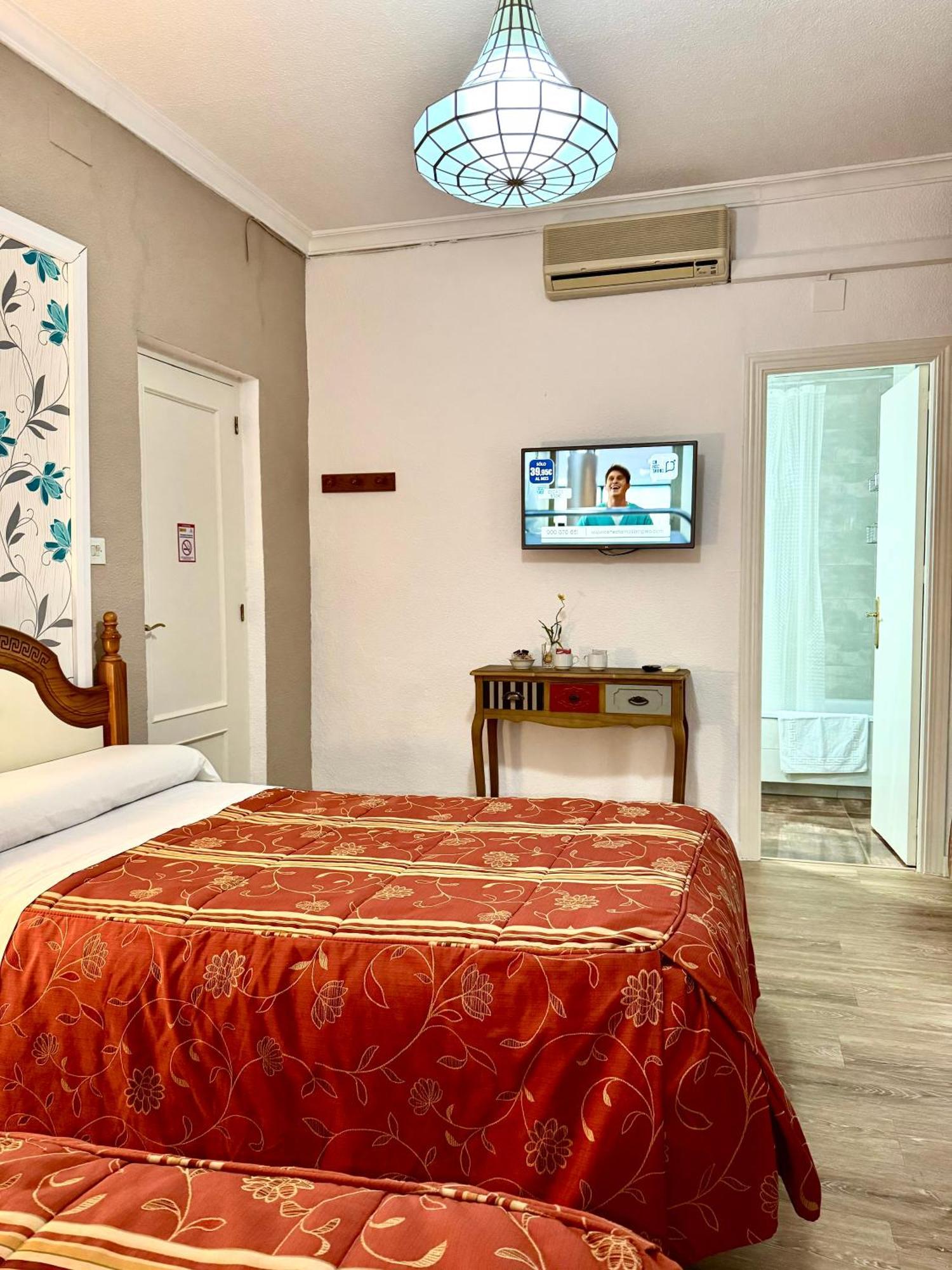 Pension Zurita Granada Exterior photo